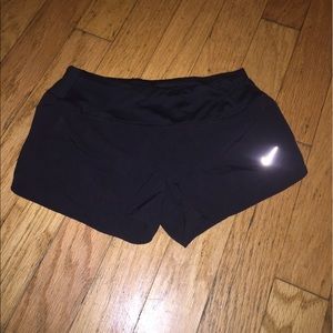 Black Nike shorts